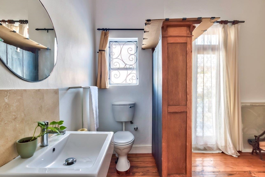 2 Bedroom Property for Sale in Woodstock Western Cape